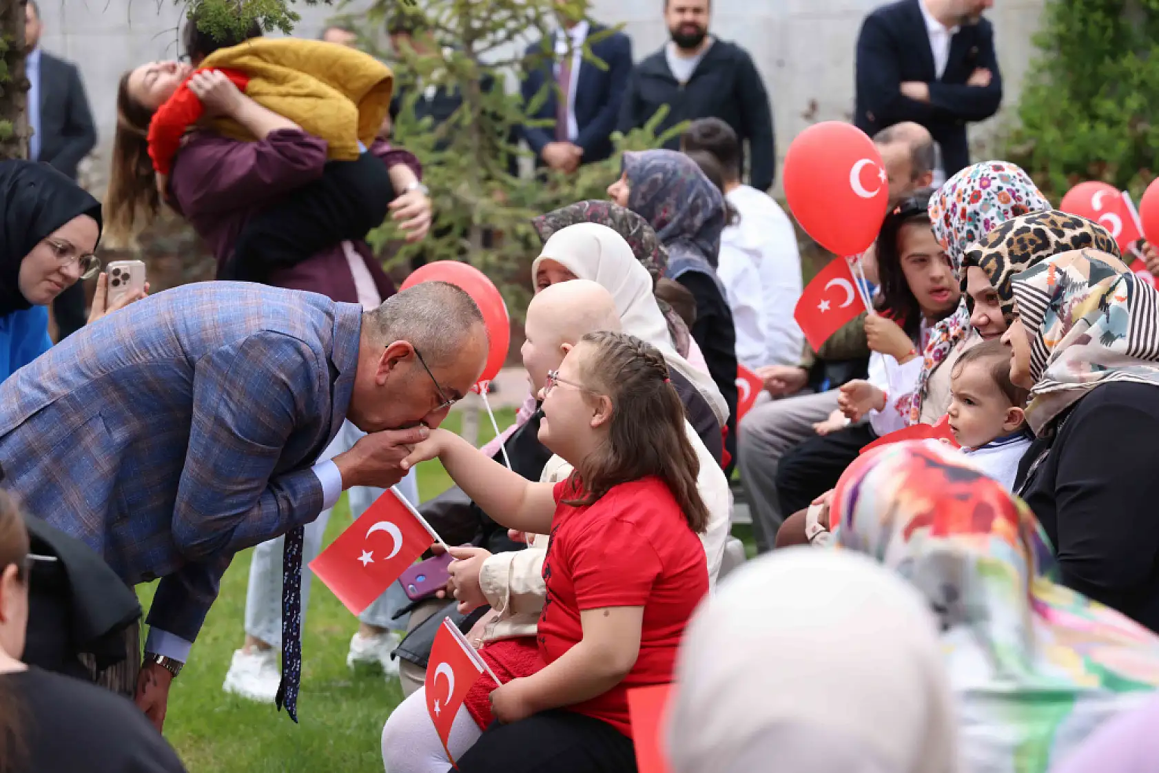 DOSD Meram'da 23 Nisan coşkusu: Özel çocuklar sahneye damga vurdu
