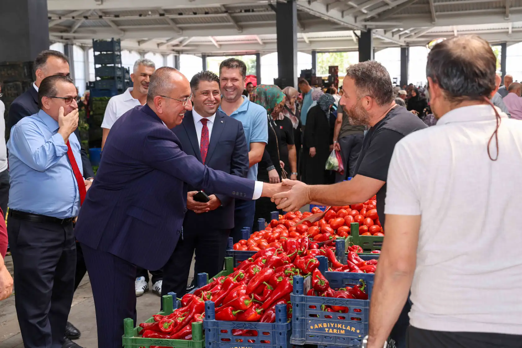 Konya'da o pazar baştan aşağı değişti! İşte yeni hali