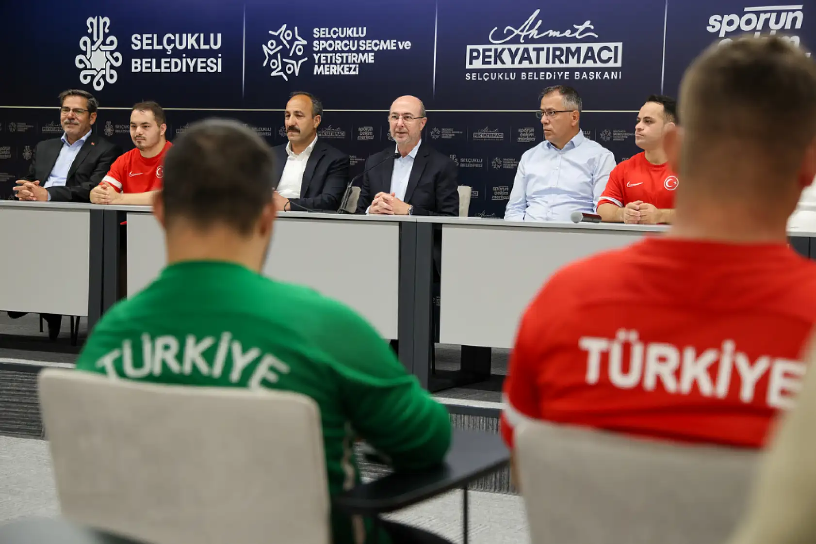 Konya Dünya Şampiyonası öncesi milli takımı ağırladı