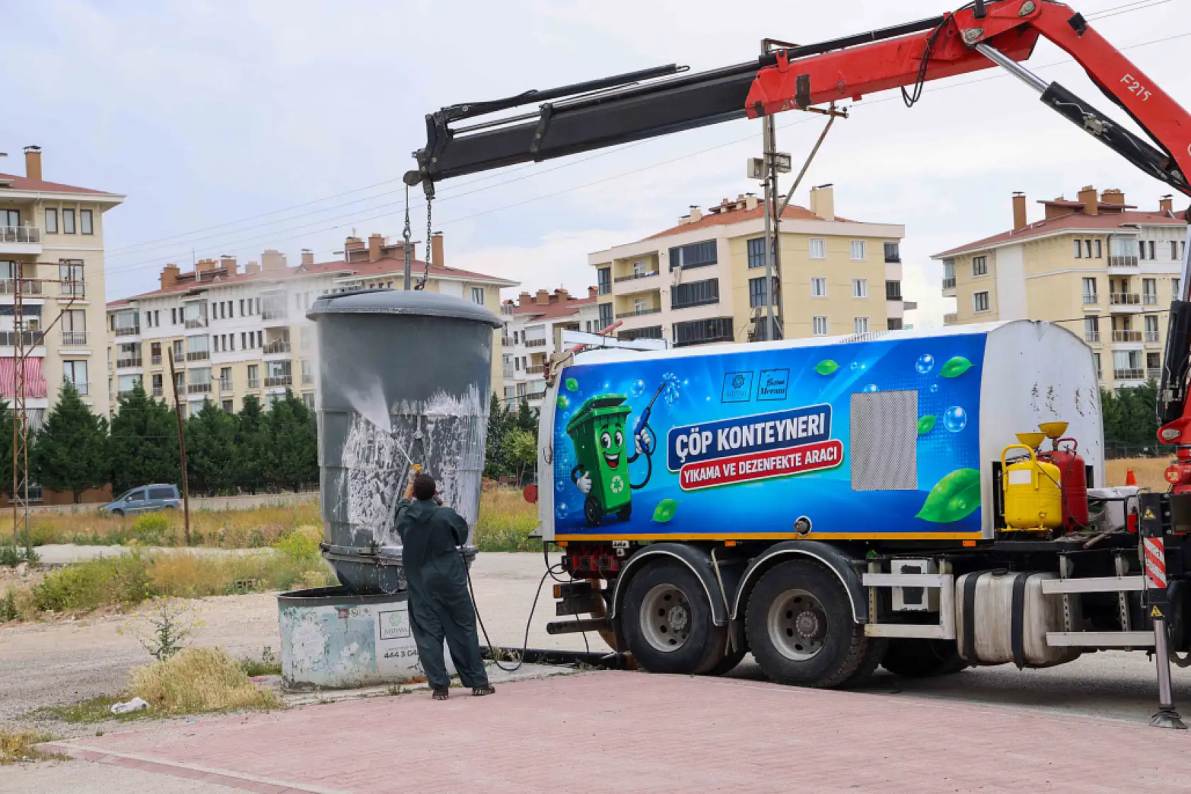 Meram Belediyesi'nde kötü koku mesaisi