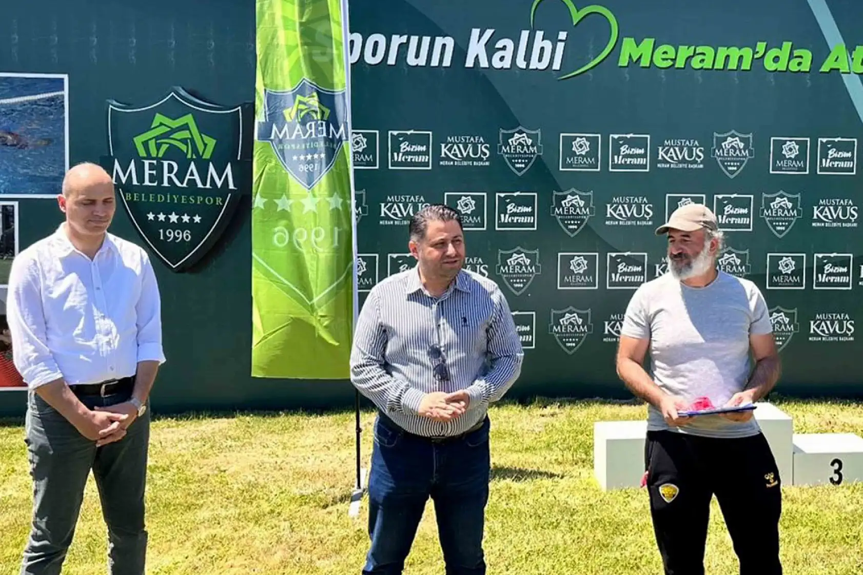 Konya'da oklar hedefi, madalyalar sahiplerini buldu