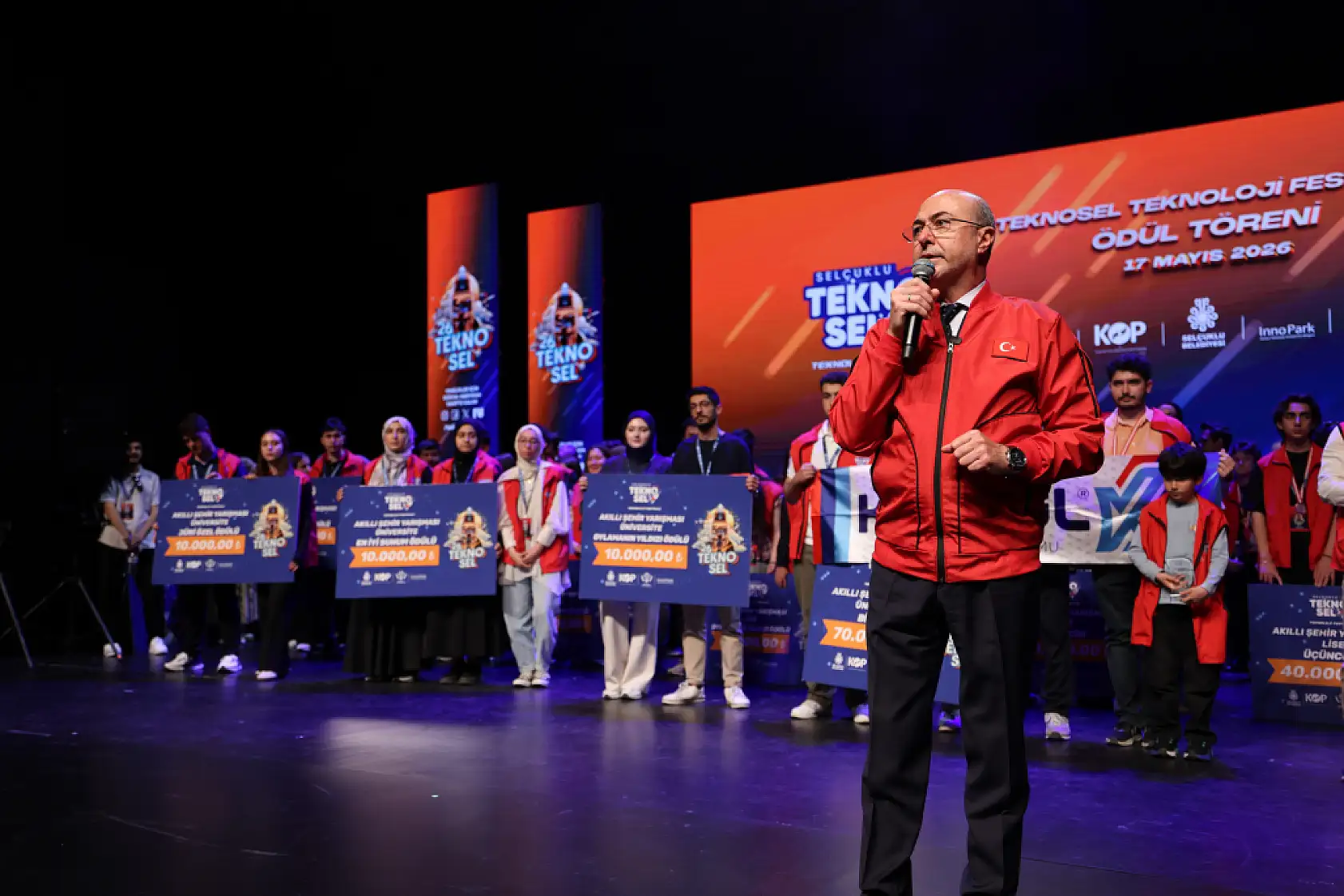 Gelecekten umudum yok diyenleri utandıran festival son buldu!