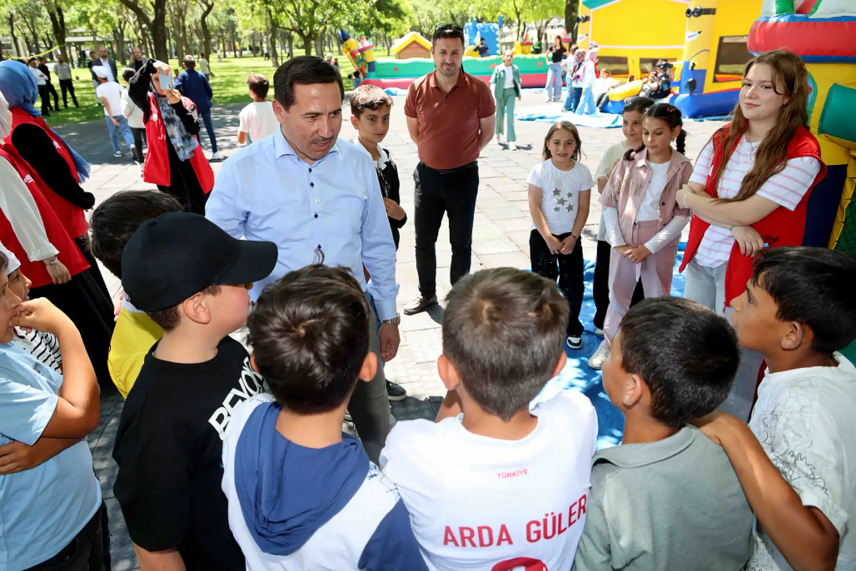 Konya'da tonlarca atık ödülle buluştu