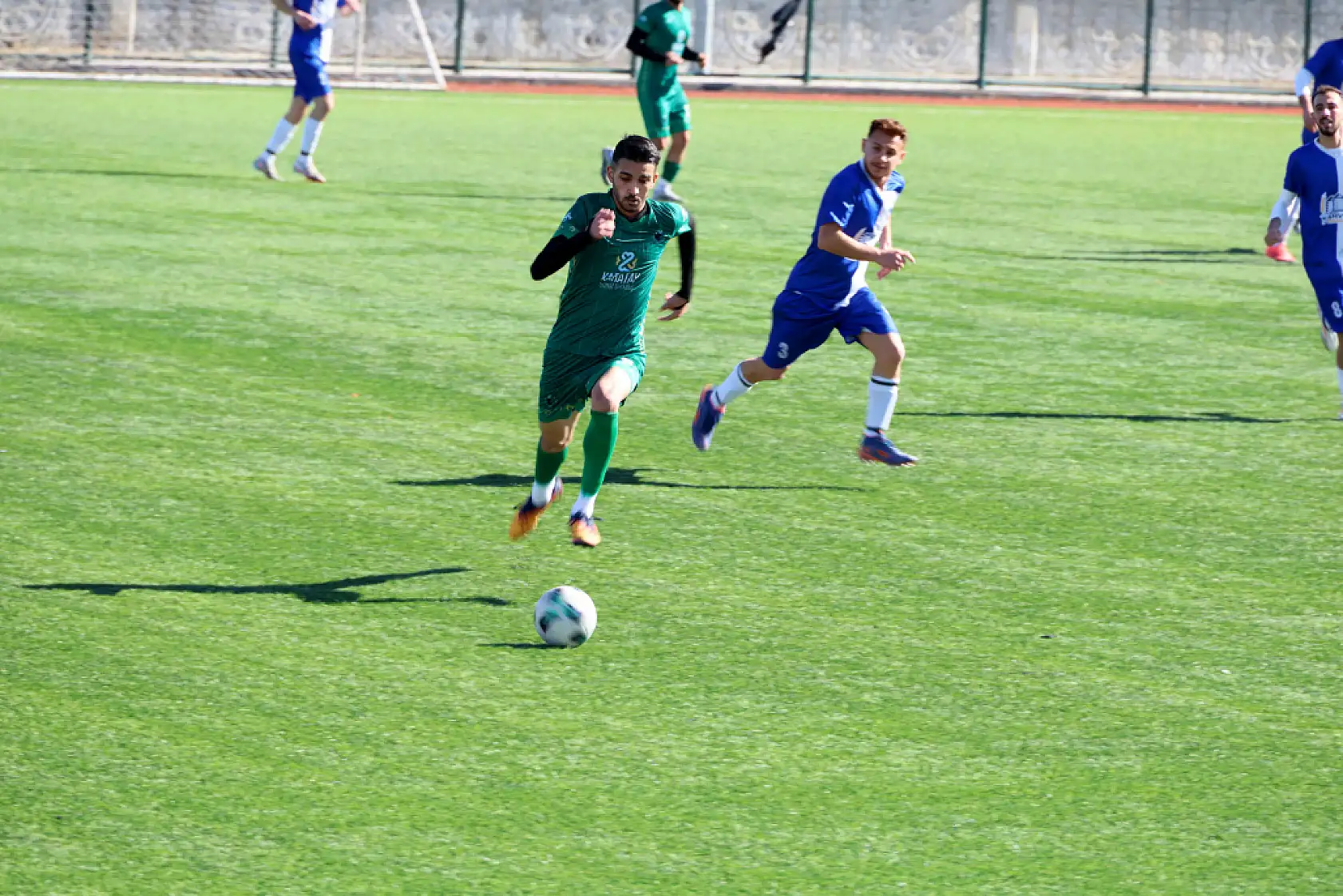 Konya'dan Türkiye sahasına: Karataylı U16 futbolcular şampiyonluk sevincini yaşadı
