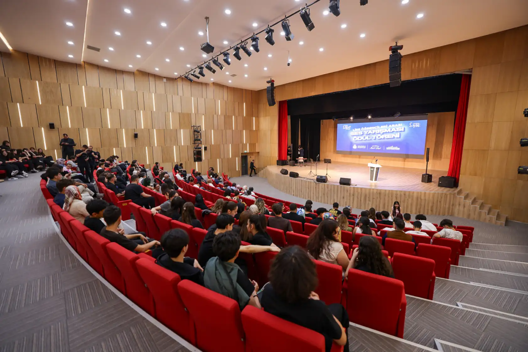 Selçuklu'dan genç sanatçılara büyük destek