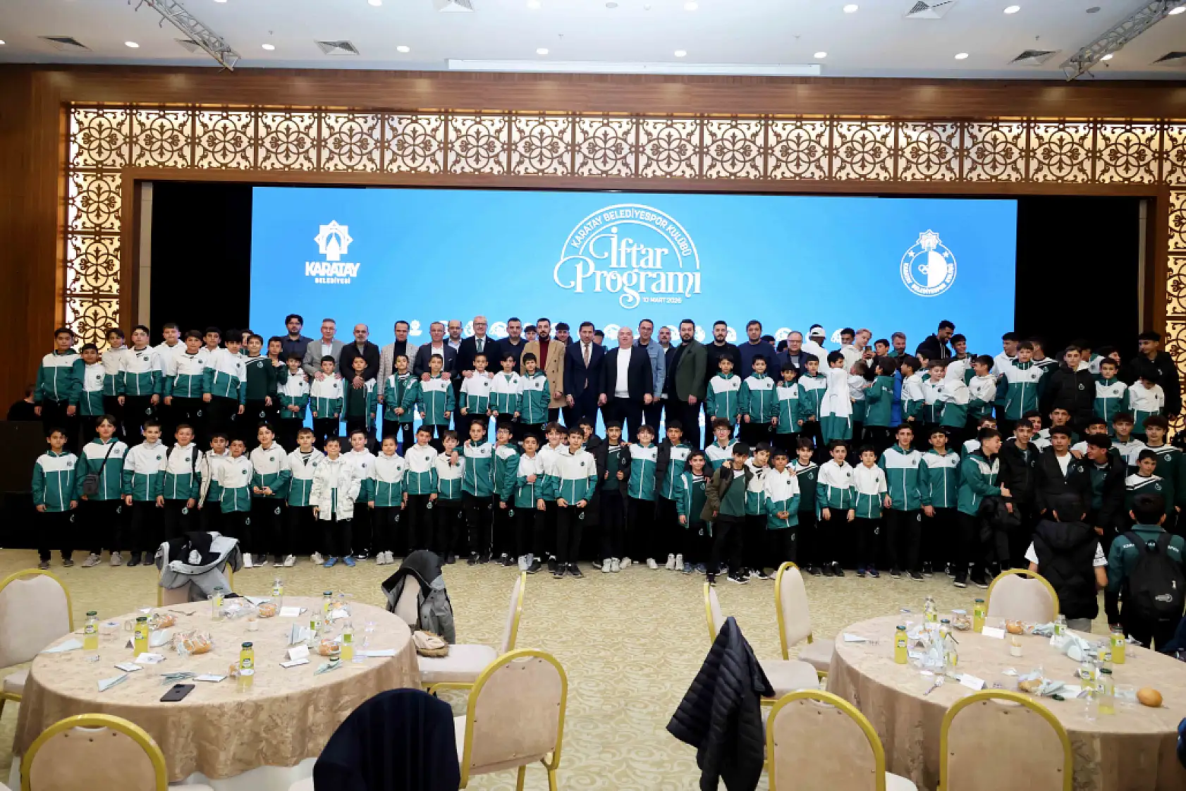 Karatay'da Ramazan buluşması: Başkan Kılca genç sporcularla iftarda bir araya geldi
