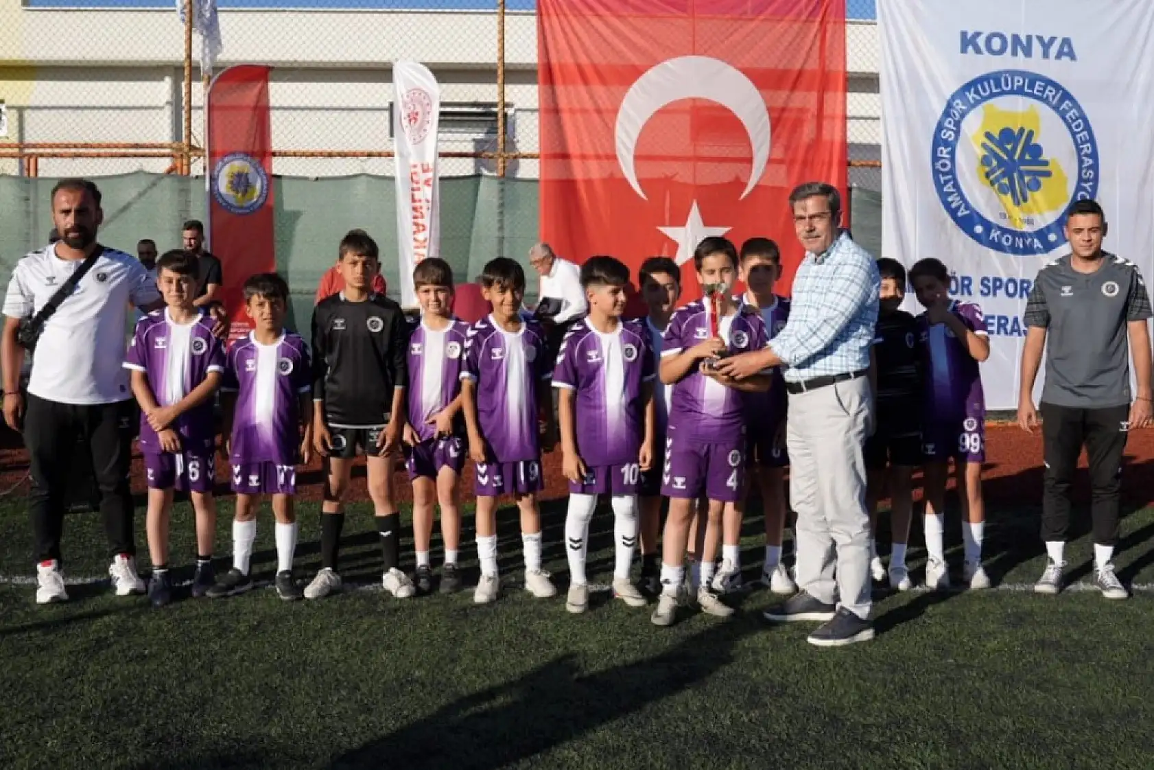 Konya'da U11, U12 ve U13 futbol ligleri şenlik havasında sona erdi: 145 Takım, 528 Maç, 3 Şampiyon