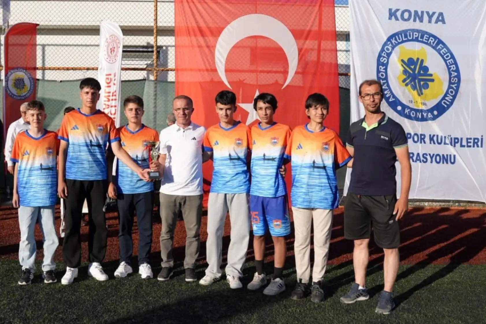 Konya'da U11, U12 ve U13 futbol ligleri şenlik havasında sona erdi: 145 Takım, 528 Maç, 3 Şampiyon