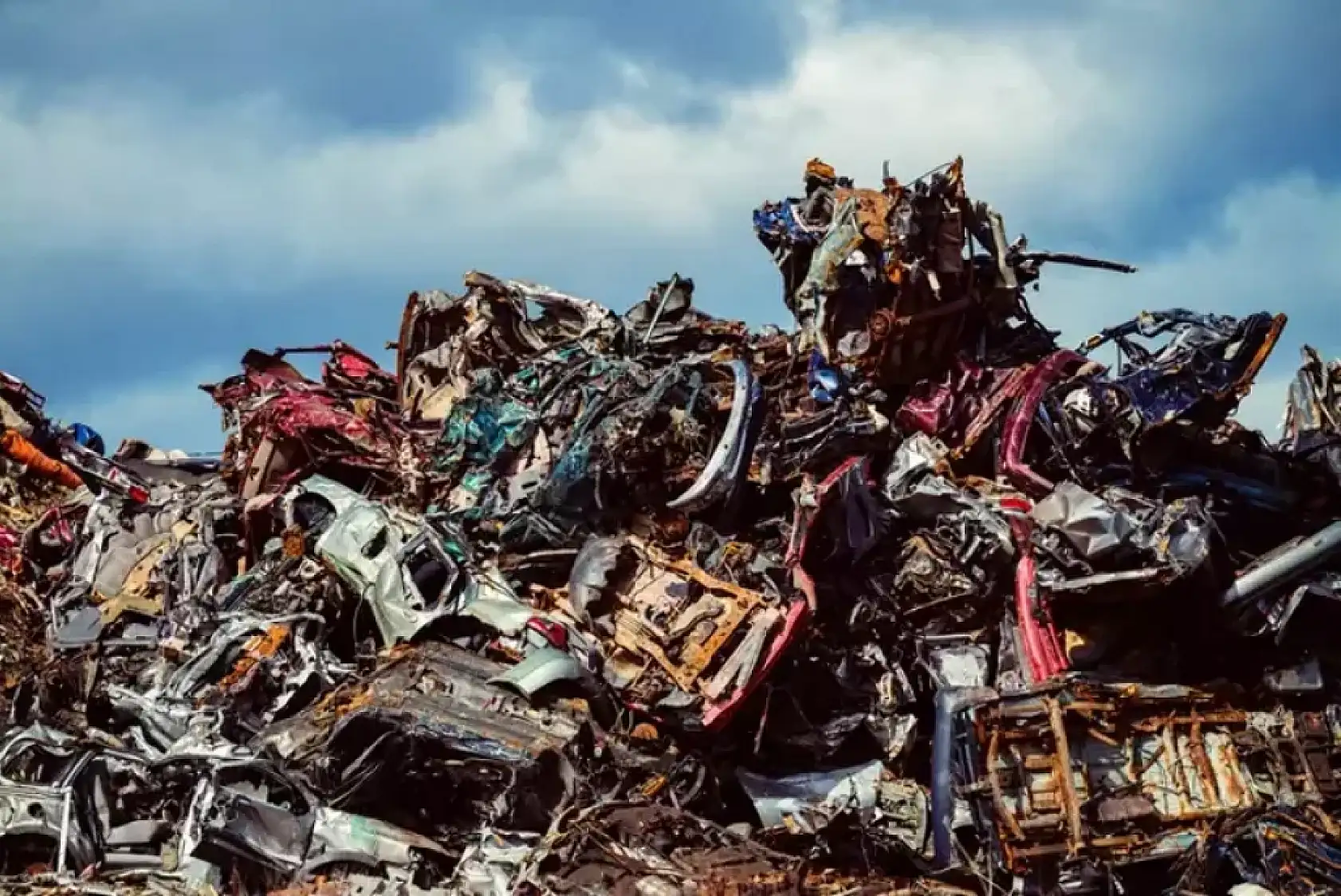 HURDA TEŞVİKİ VE ÖTV İNDİRİMİ 2025 SON DURUM| Sıfır araç alacaklara büyük fırsat! Şartlar ve detaylar belli oluyor...