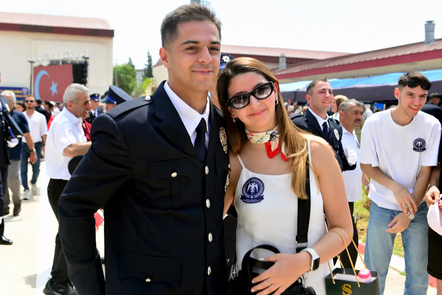 Önce meslek yeminini etti, sonra hayat yeminini aldı