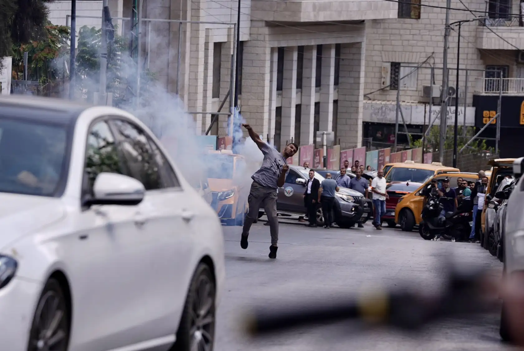 İsrail askerleri, Ramallah kentine baskın düzenledi