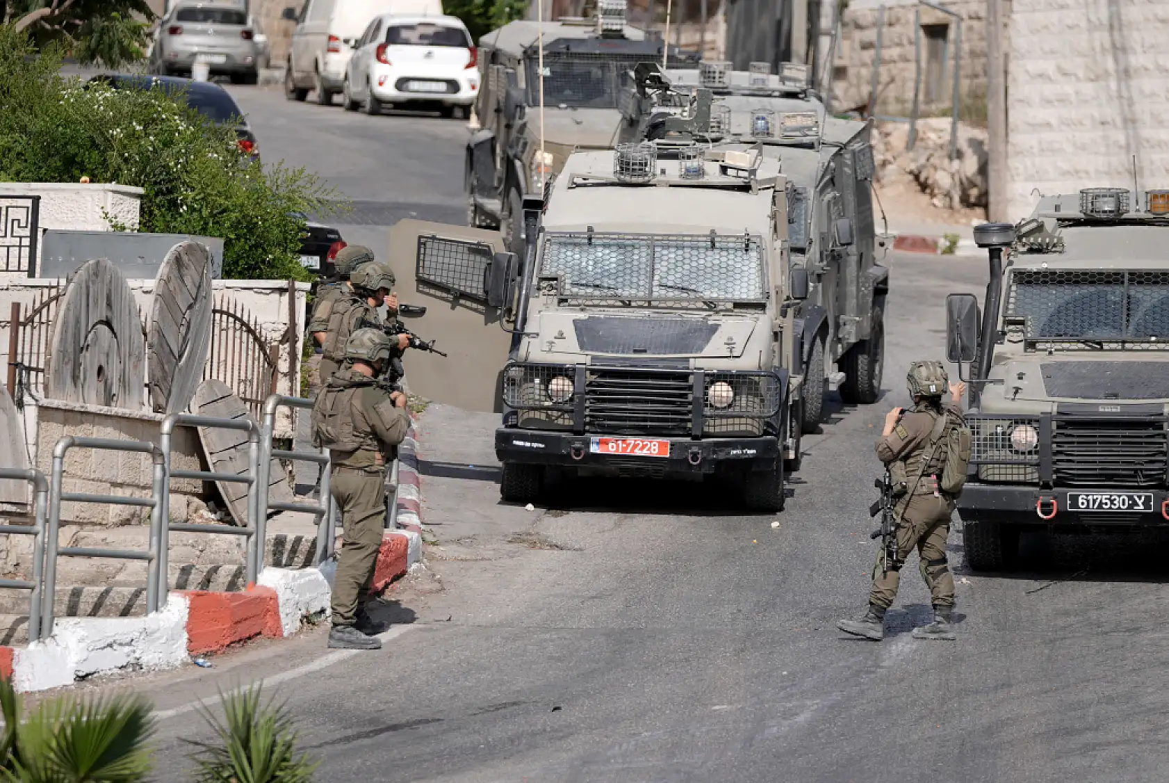 Soykırımcı İsrail ordusundan Ramallah'a baskın: Bir Filistinli gözaltına alındı