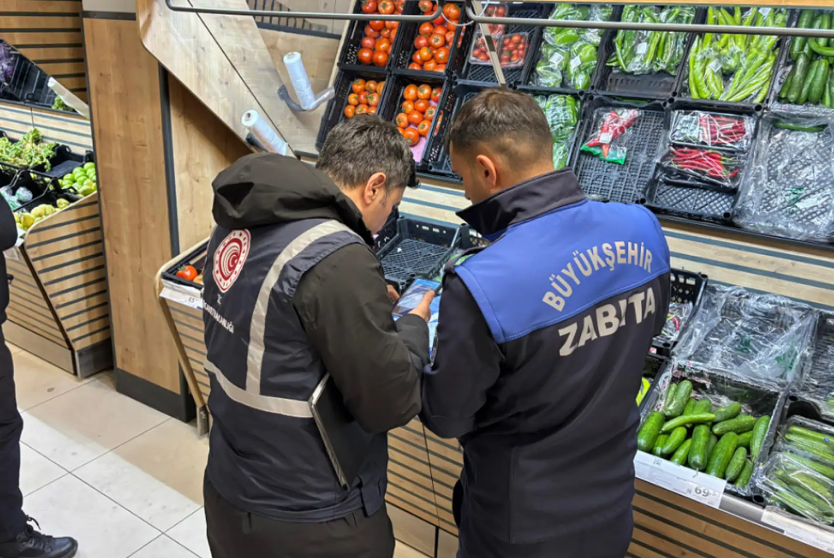 Konya'da marketler ve satış noktaları mercek altında