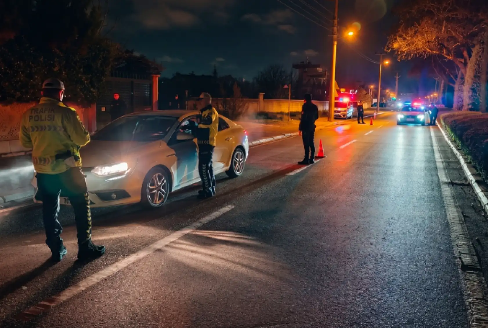 Konya'da 'Huzur-42/6' denetimi: Binlerce kişi sorgulandı, çok sayıda ihlal tespit edildi!