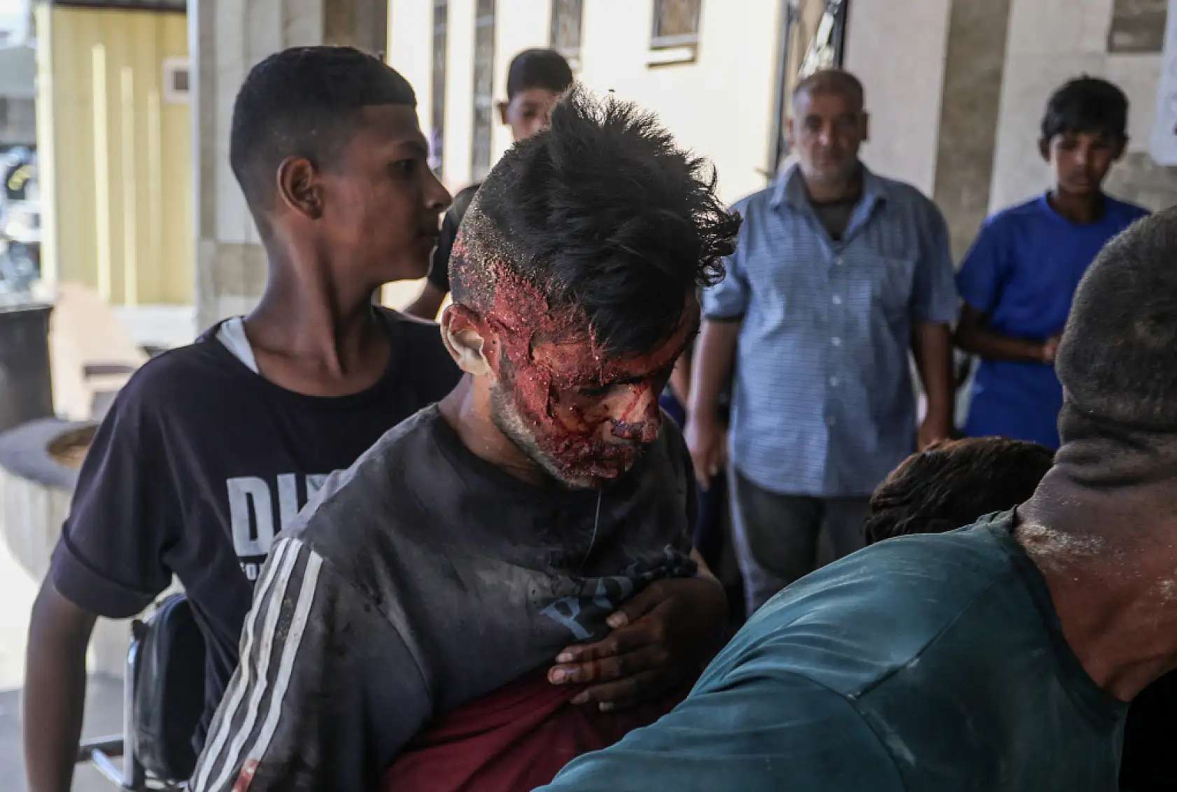 Gazze'de saldırılar sürüyor