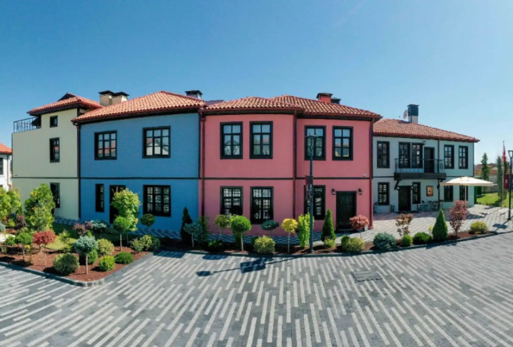 Konya'nın tarihi merkezindeki oteline yoğun ilgi