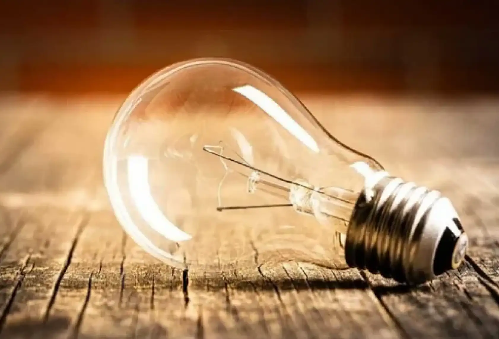 Karatay yeni aya karanlık giriyor: Elektrikler kesilecek!