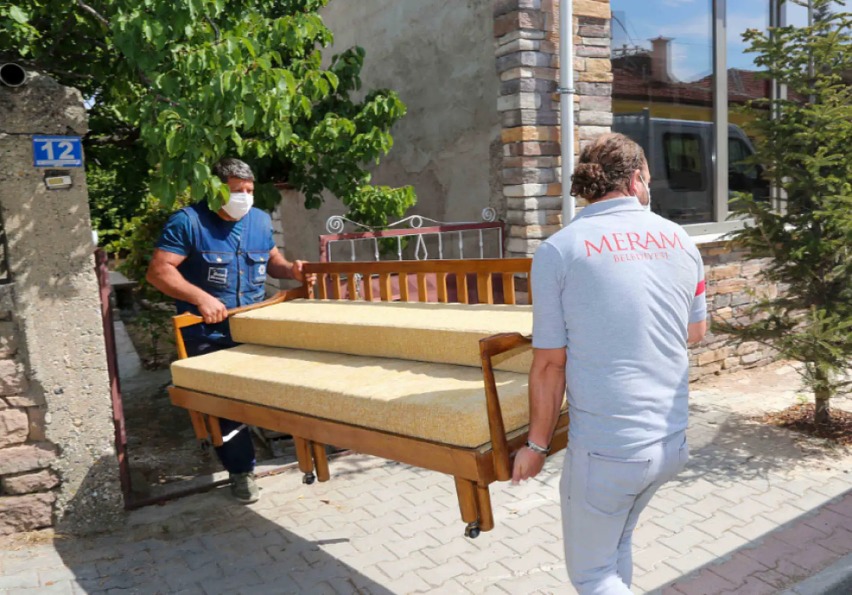 Konya'daki belediyeden ihtiyaç sahibi ailelere 128 milyon TL'lik destek!