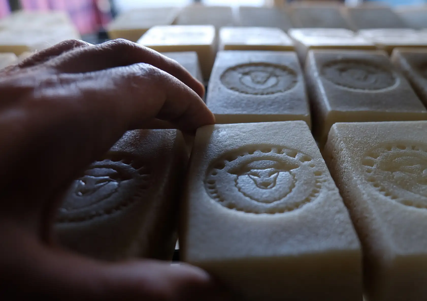 Konya'da bilimden kozmetiğe: Koyun yünü sabuna dönüştü