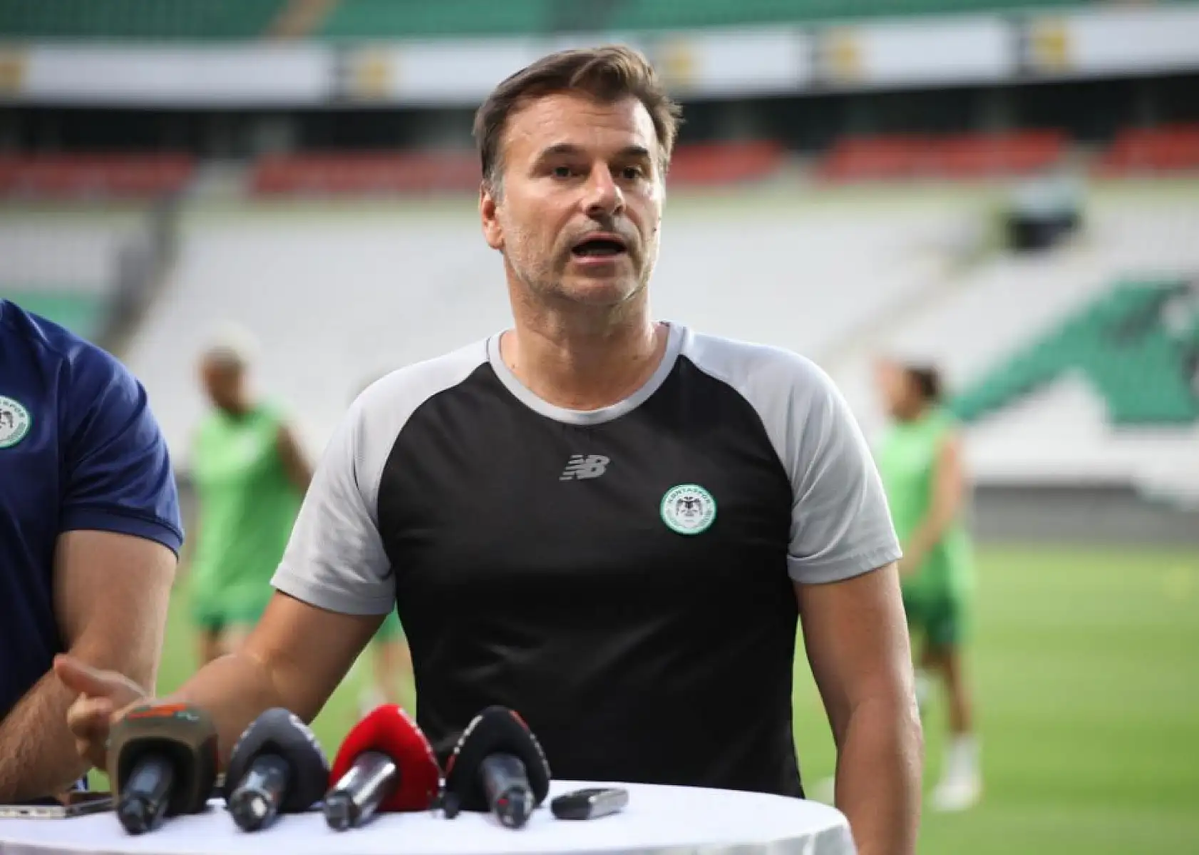 Mete Kazaz: Gerekiyorsa Yunus Mallı'yla yumruklaşırsın