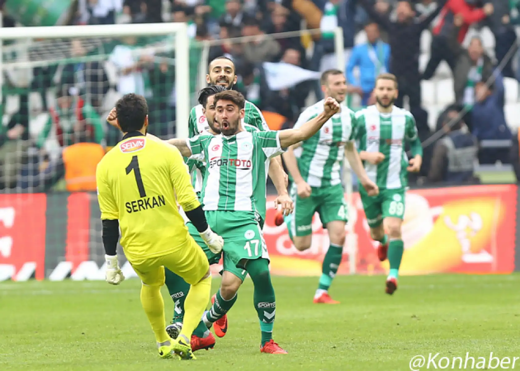 Eski Konyaspor yıldızı genç yaşında dönerci oldu! Şampiyonlar Ligi'nde bile oynamıştı...