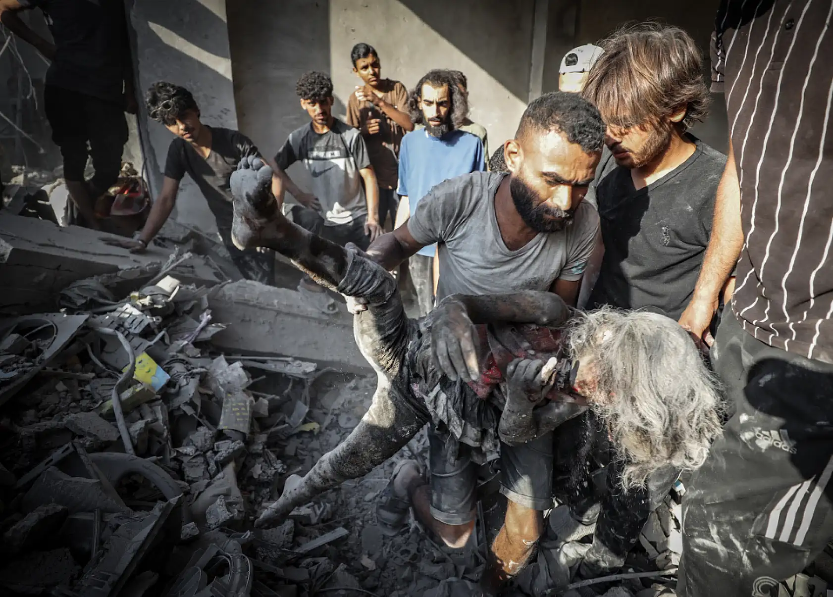 Gazze'ye yönelik saldırılar devam ediyor