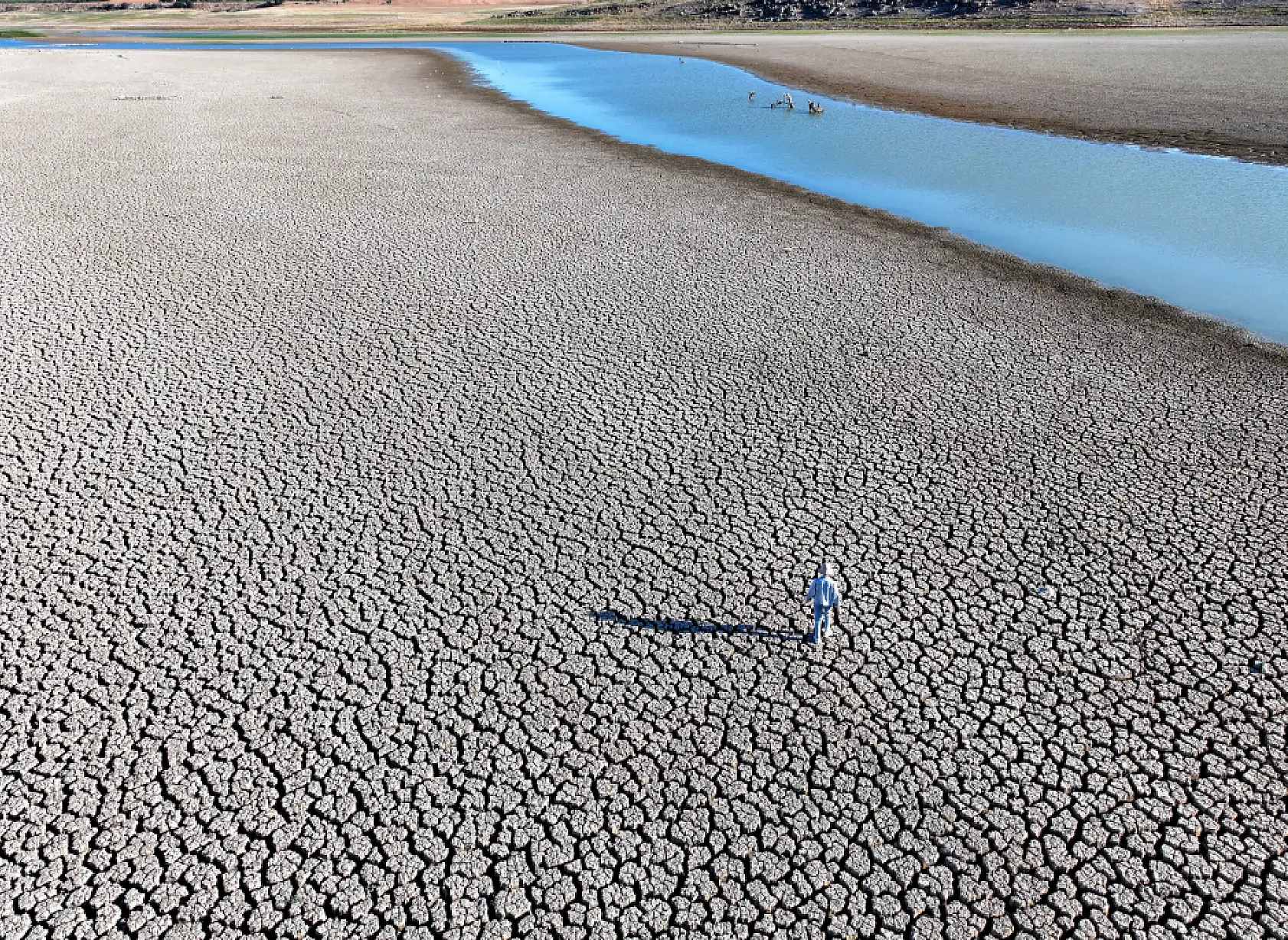 Konya'da su krizi derinleşiyor: Kuraklık baraj ve gölleri vurdu