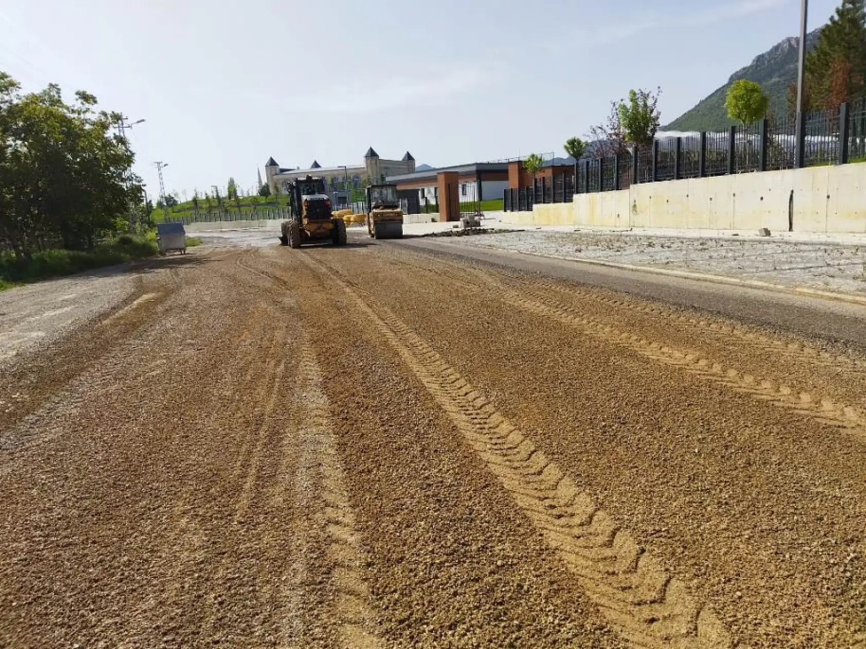 Konya'da bu belediyenin ekipleri çalışmalarına devam ediyor