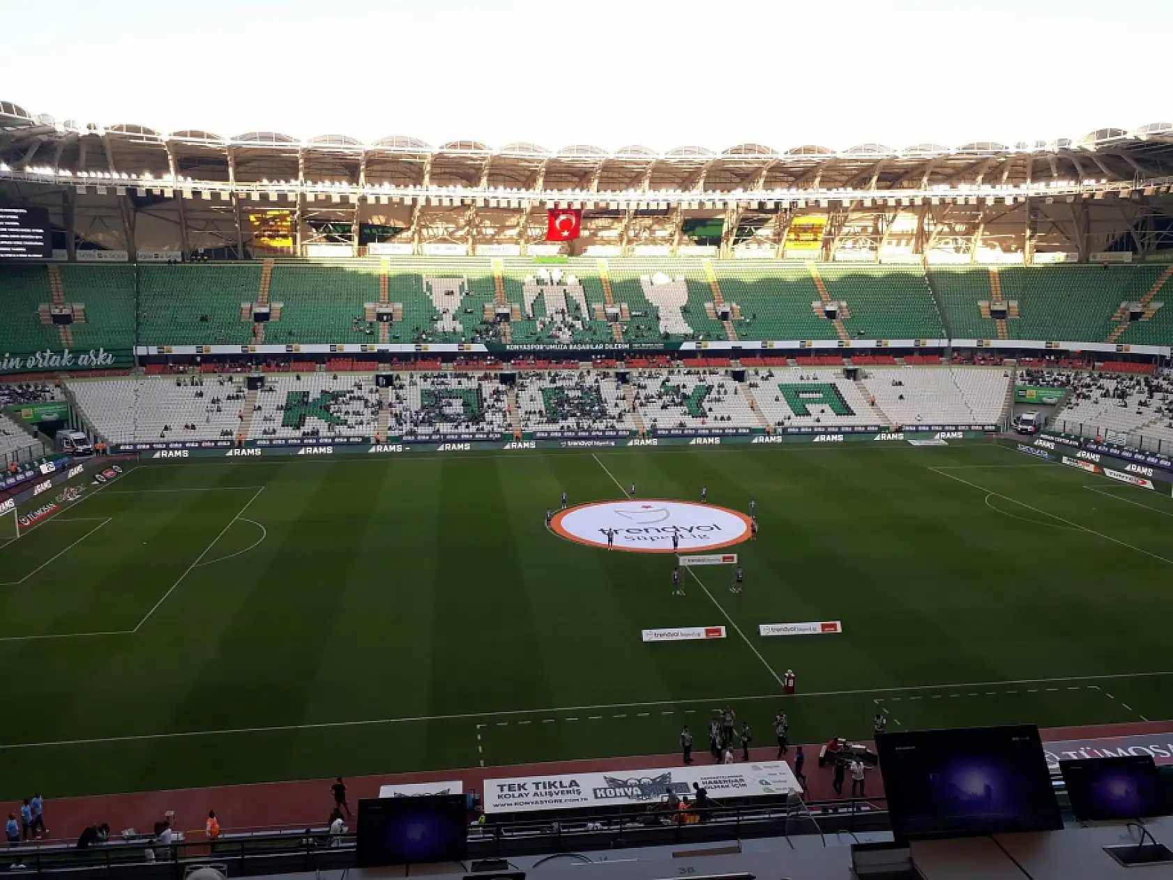 Mete Kazaz, Konyaspor'un yeni Transferi Louka Prip'i Değerlendirdi: Bugün yapılan transferler gibi transferler devam ederse bir şey değişmez!