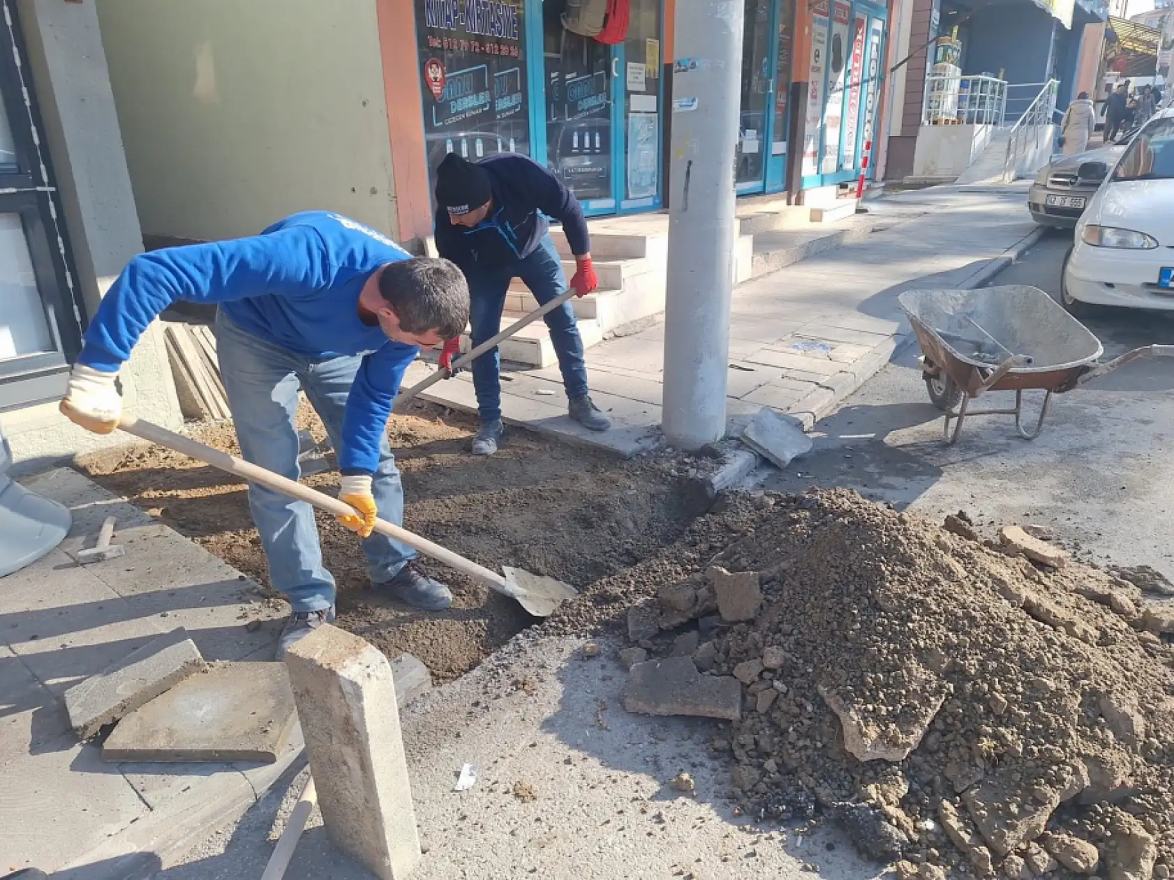 Konya'da yollar yenileniyor, parklar güzelleşiyor