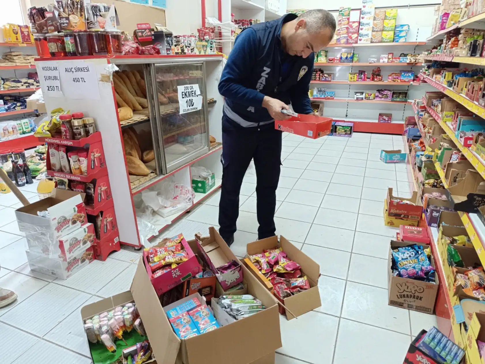 Konya'da 2 işletmeye yasal işlem! Tarihi geçmiş çok sayıda ürün imha edildi