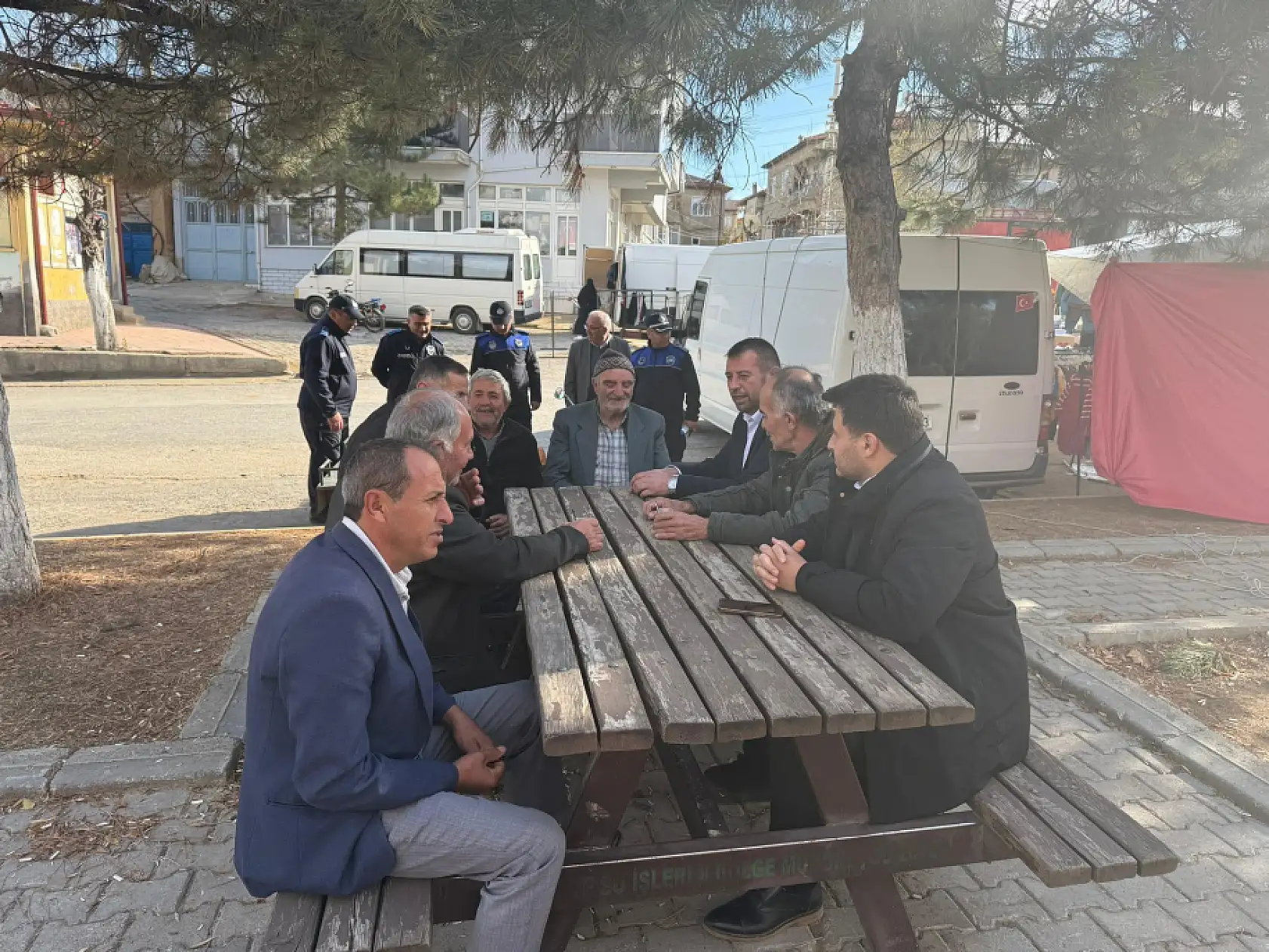 Doğanhisar'da mahalle ziyaretleri devam ediyor