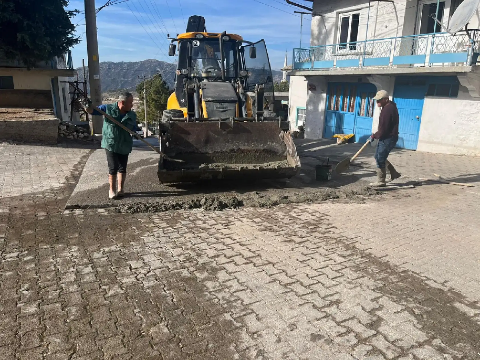 Konya'da ulaşım konforunu artıracak yol çalışmaları sürüyor