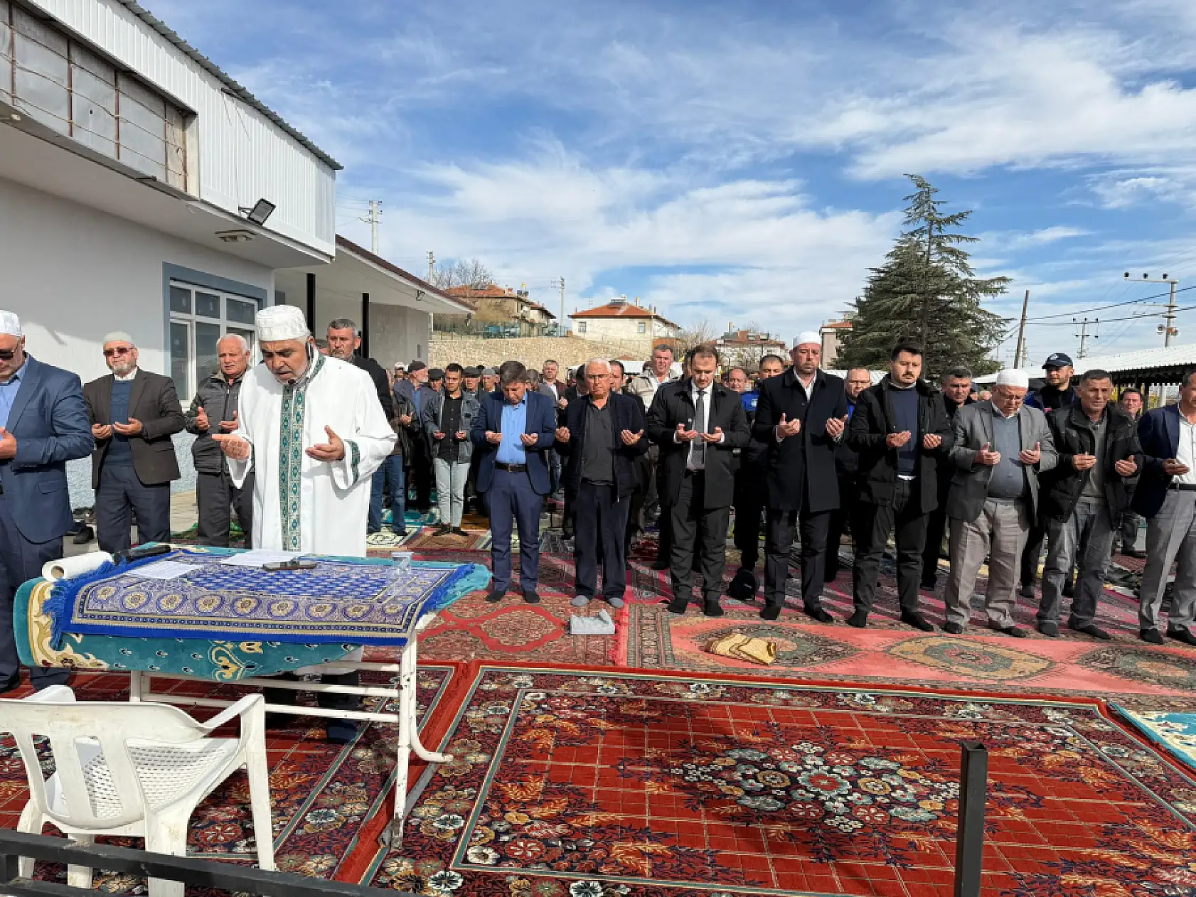 Konya'da eller semaya açıldı: Bereket için yağmur duası edildi