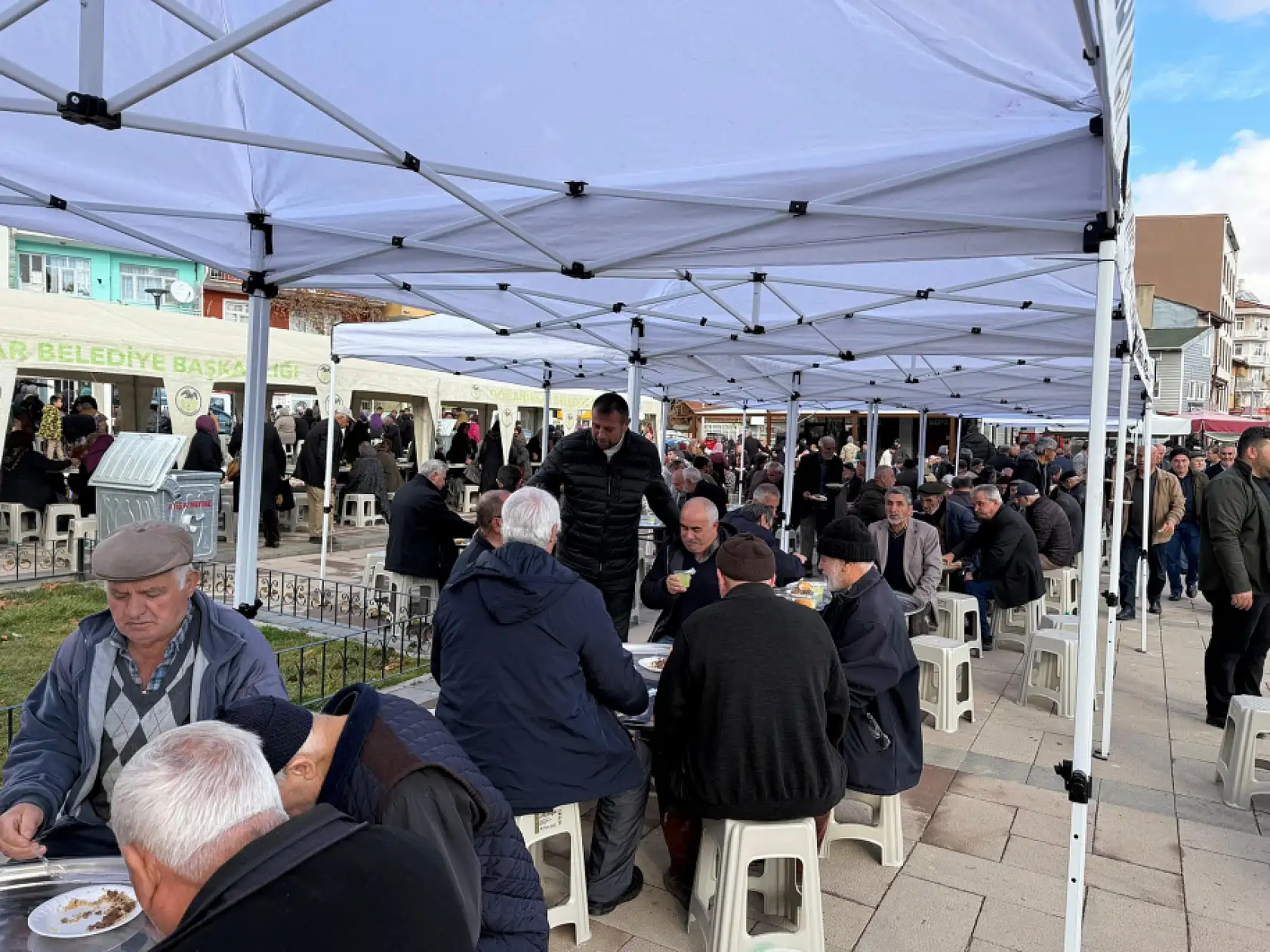 Konya'nın kurak topraklarına umut olmak için eller semaya uzandı