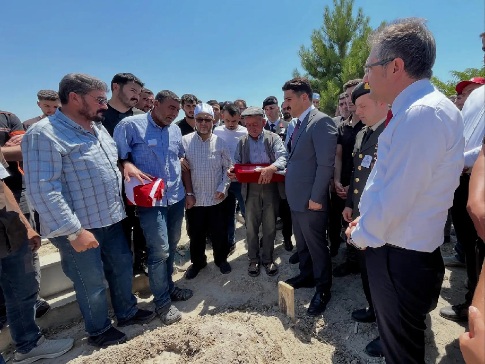 Konyalı Uzman Erbaş Hüseyin Uzundemir son yolculuğuna uğurlandı