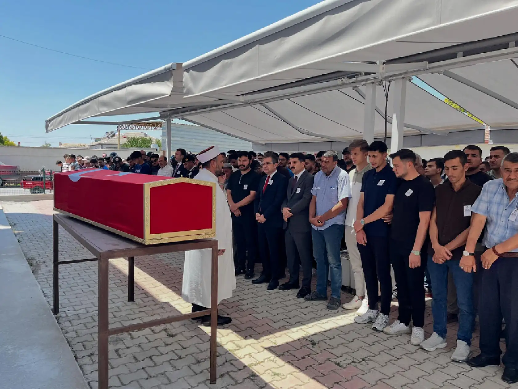 Konyalı Uzman Erbaş Hüseyin Uzundemir son yolculuğuna uğurlandı