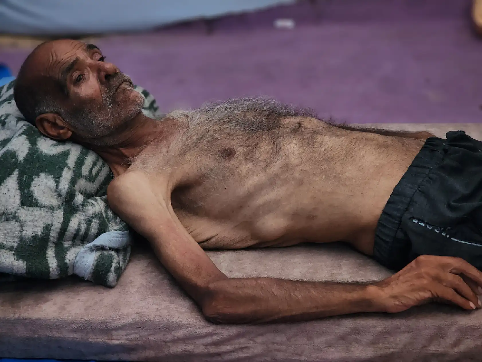 Gazze'de açlıkla mücadele: 75 yaşındaki Hasan Ebu Seble hayatta kalma savaşı veriyor