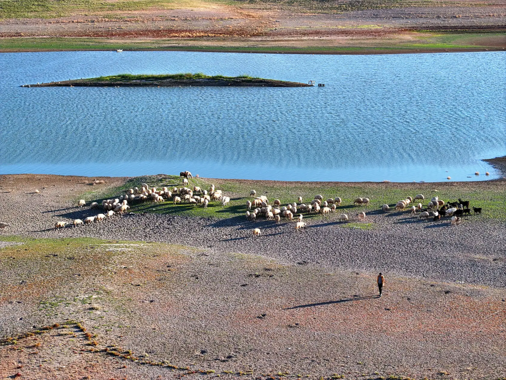 Konya'da su krizi derinleşiyor: Kuraklık baraj ve gölleri vurdu