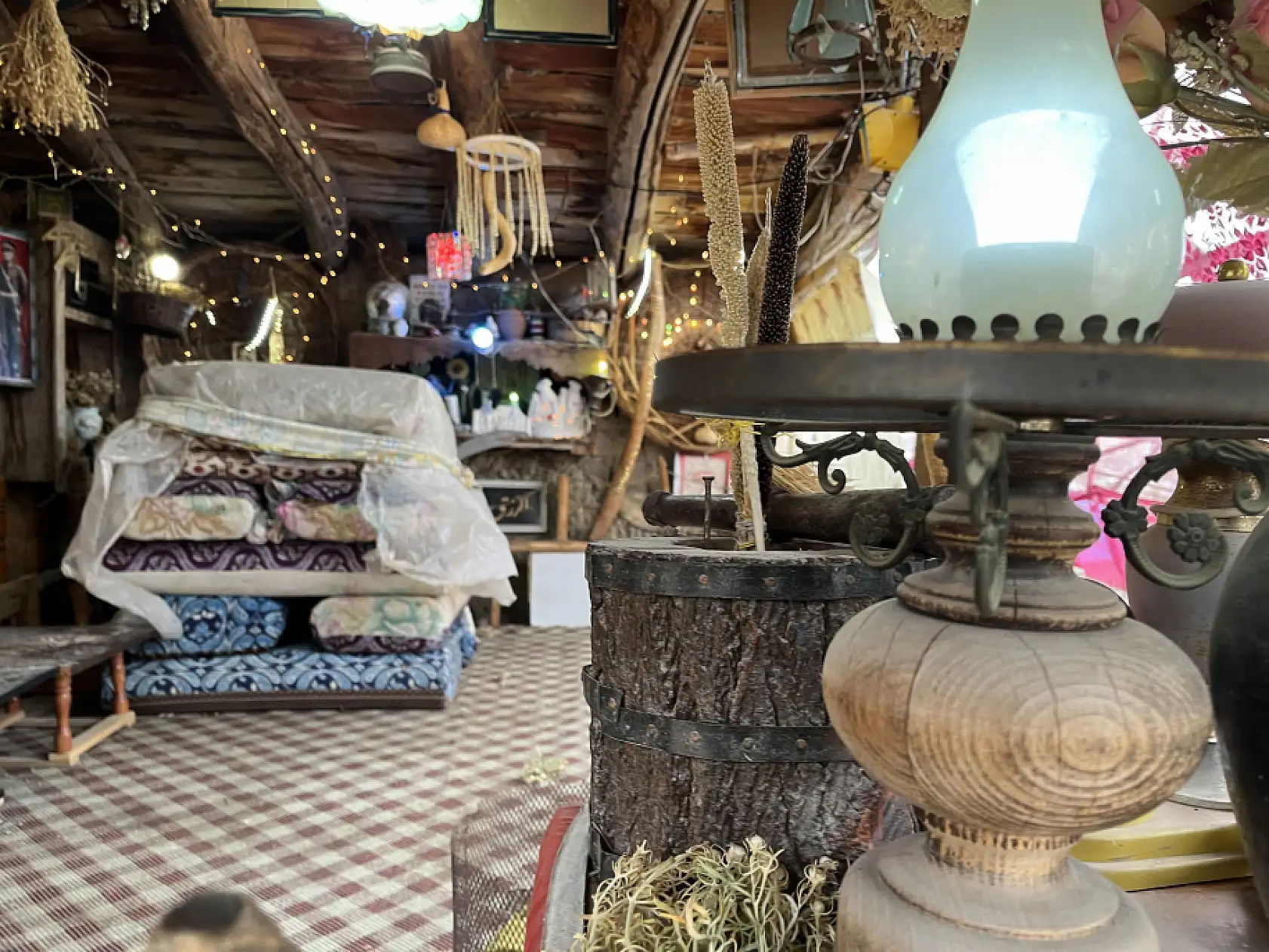 Konya'da 30 yıllık eşya tutkusu, mini müzeye dönüştü