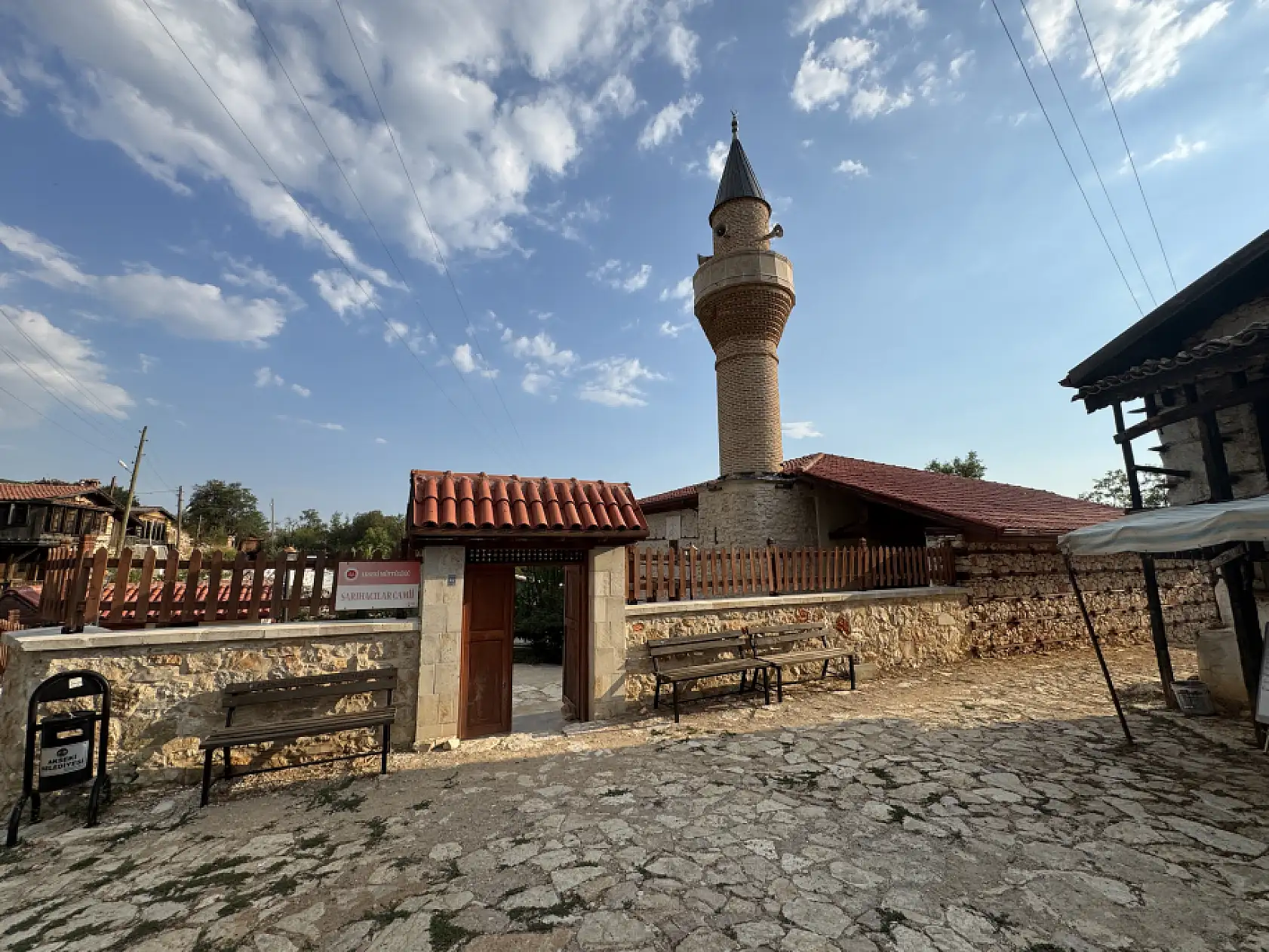 Selçuklu başkenti Konya'yı Akdeniz'e bağlayan tarihi köy, mimarisiyle dikkat çekiyor