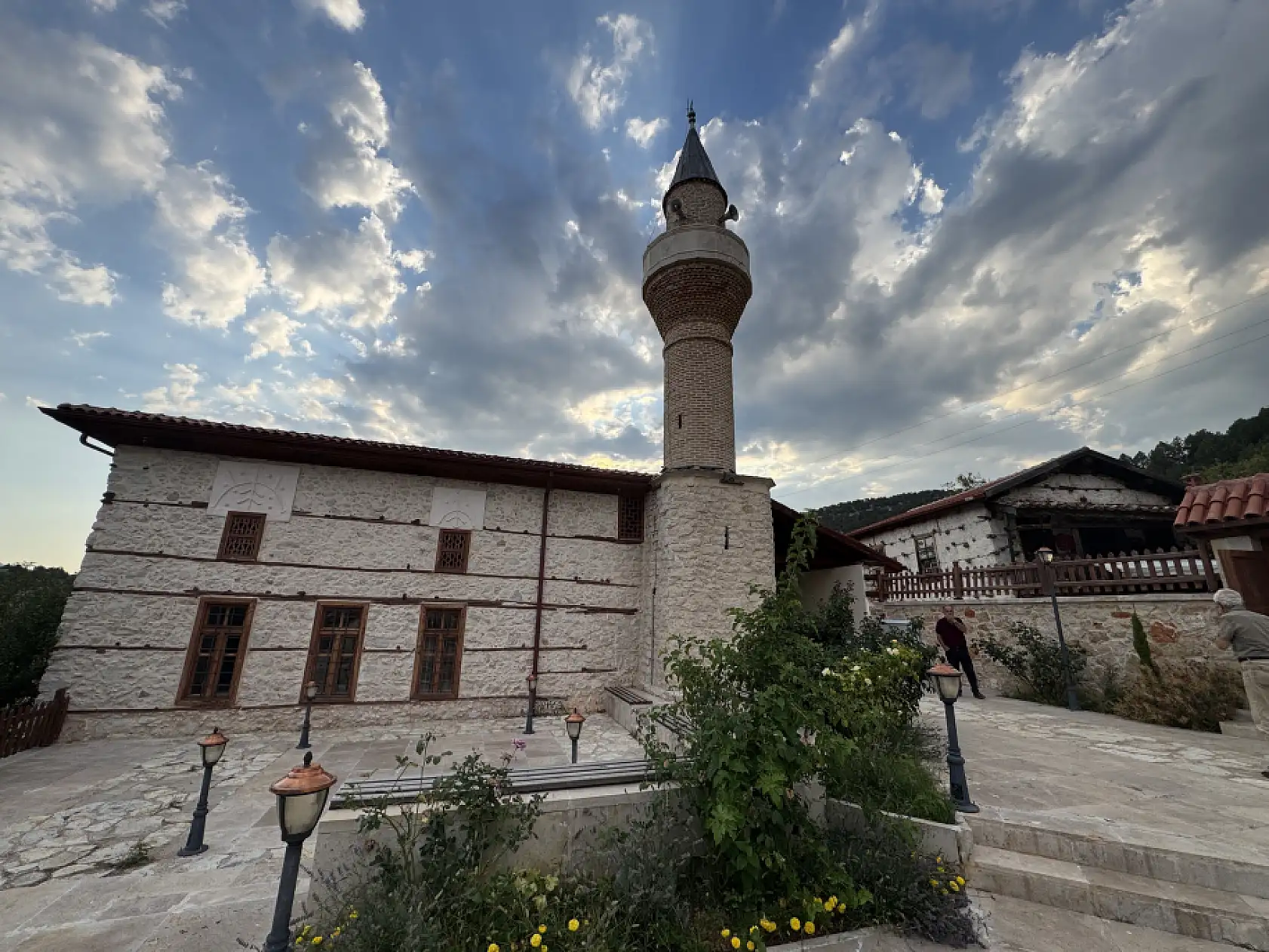 Selçuklu başkenti Konya'yı Akdeniz'e bağlayan tarihi köy, mimarisiyle dikkat çekiyor
