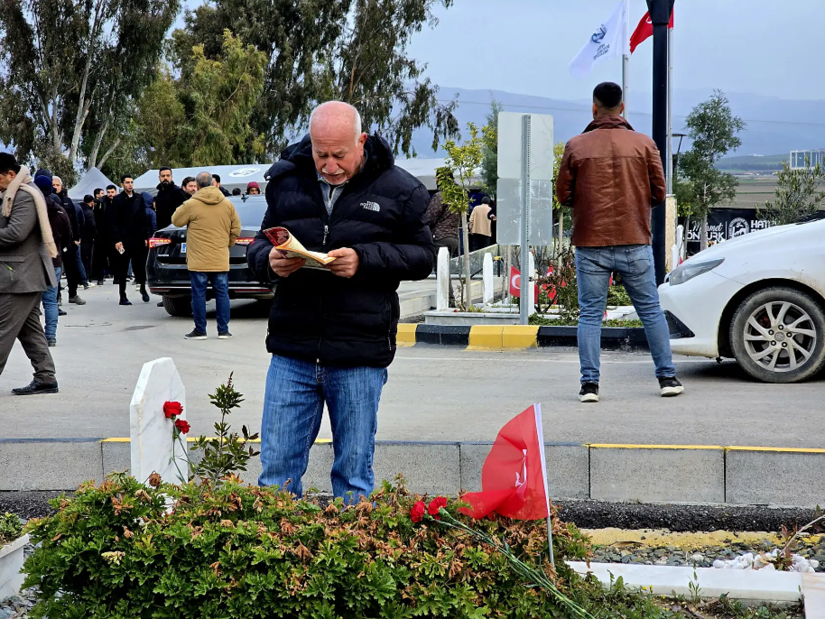 Aynı gün, tarifsiz acı! Binlerce mezar taşlarında tek bir tarih yazıyor