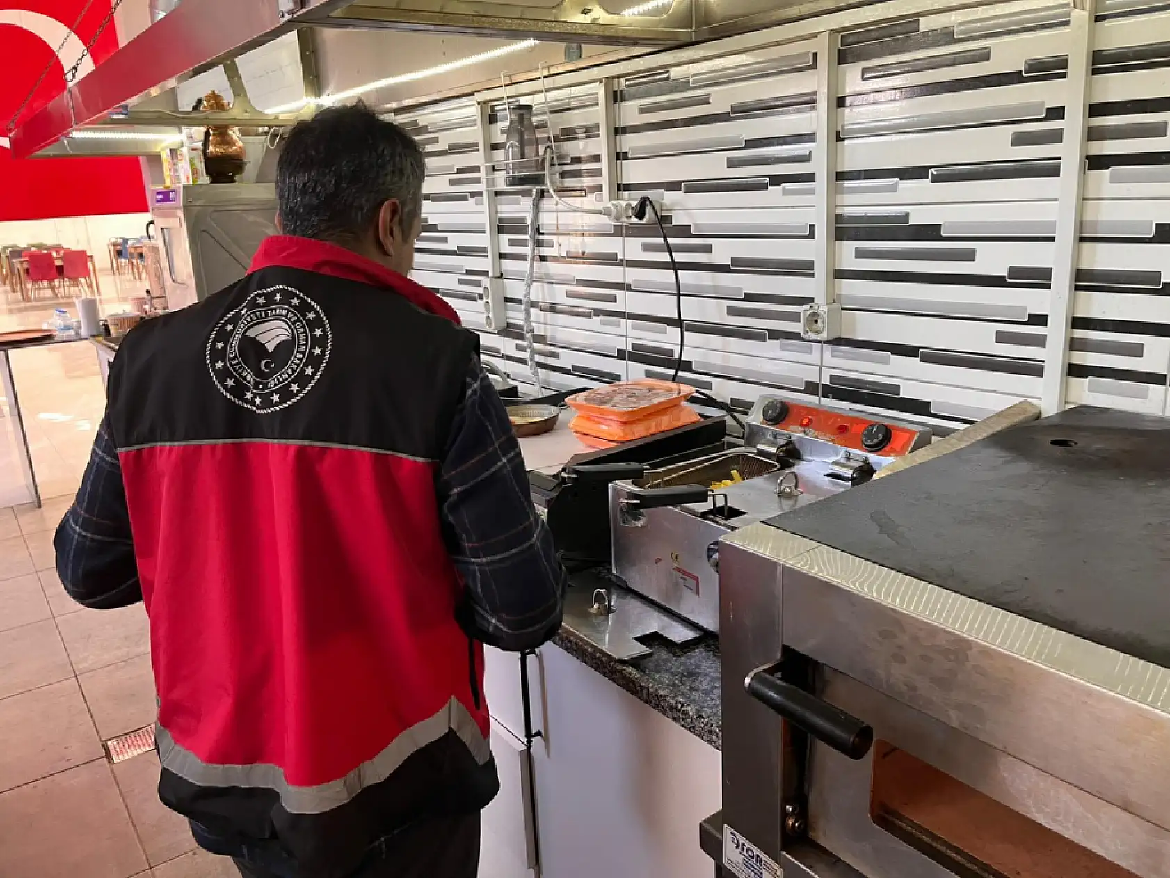 Konya'da market ve toptan tüketim alanlarında sıkı denetim