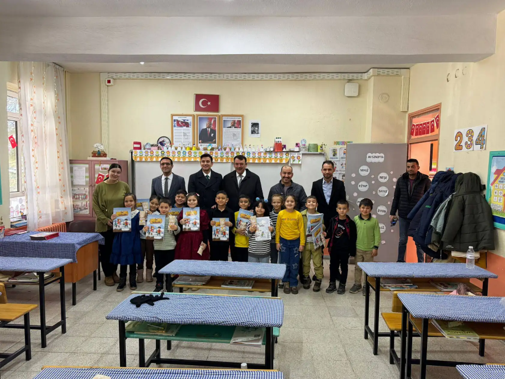 Konya'nın dört bir yanında karne sevinci yaşandı!