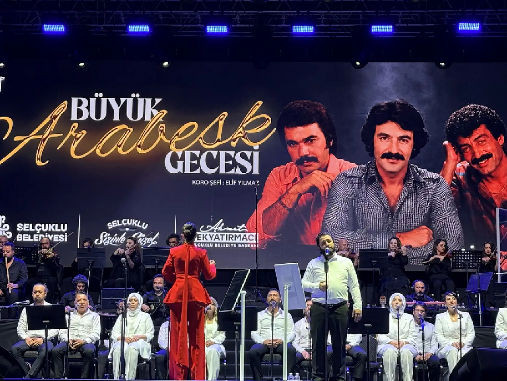 Konya arabeske doydu! Sürpriz konuk geceye damga vurdu