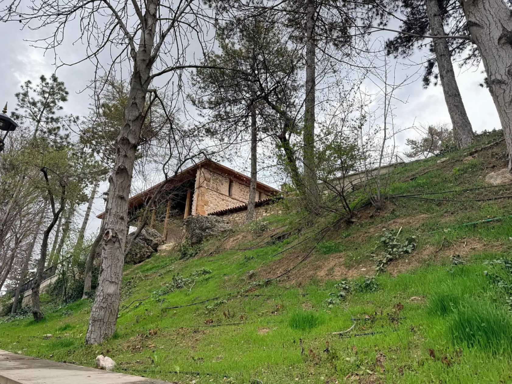 Konya'da duaların tuzla mühürlendiği makam: Niyetle gelenin boş dönmediği o kapı