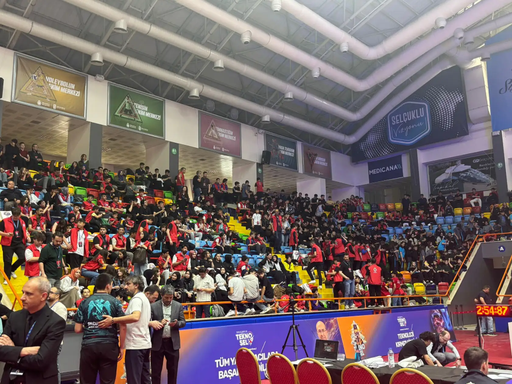 Konya'da teknoloji fırtınası başladı! 3 milyonluk ödül için yarışacaklar