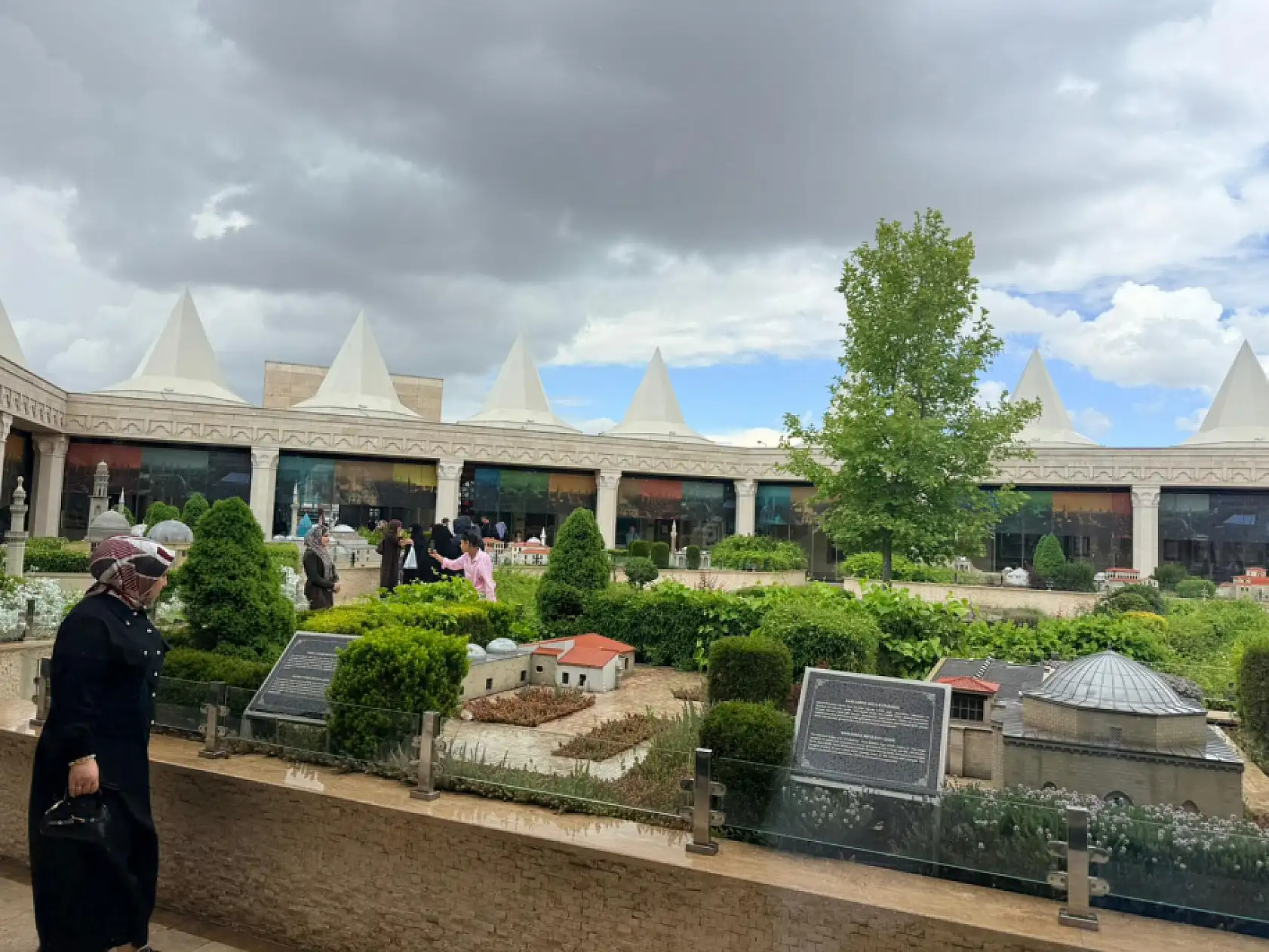 Türkiye'de benzeri çok az! Konya'daki bu yapıyı görenler hayran kalıyor