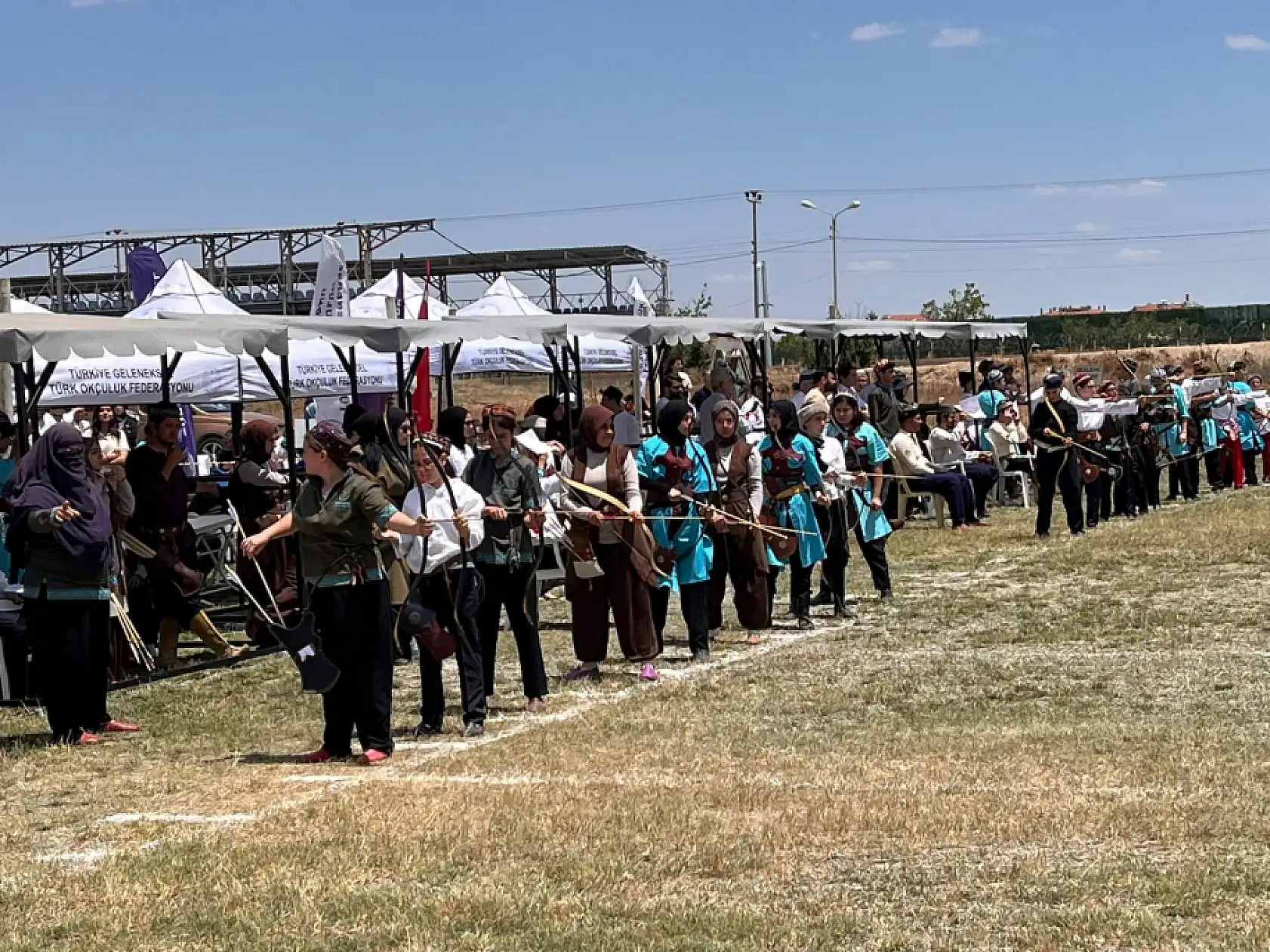 Konya'da 240 sporcu hedefe Ok attı